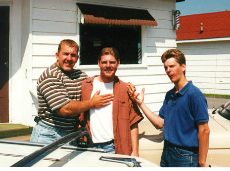 aaron7.jpg (45159 bytes)